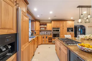 1861 W Chalet, Anaheim, CA 92804 - Photo 8
