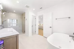 19401 Merion Cir, Huntington Beach, CA 92648 - Photo 28