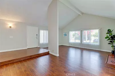8884 Thames River, Fountain Valley, CA 92708 - Photo 10