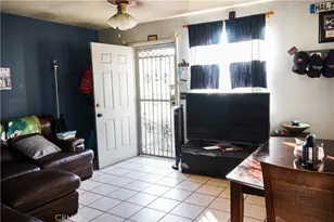 649 S Vancouver Ave, Los Angeles, CA 90022 - Photo 28