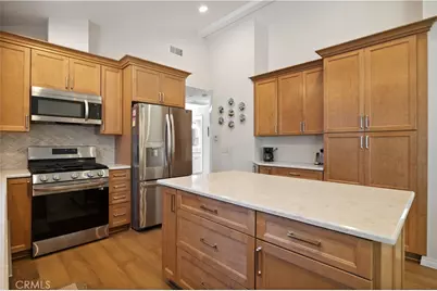 2049 Monrovia, Costa Mesa, CA 92627 - Photo 38