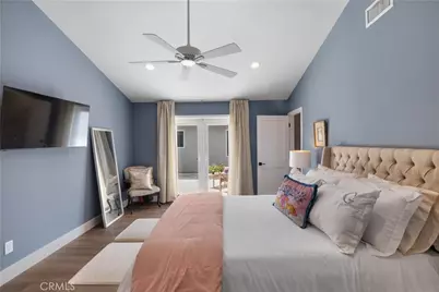 2049 Monrovia, Costa Mesa, CA 92627 - Photo 20