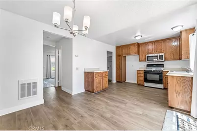 15 Brookfield, Irvine, CA 92604 - Photo 8