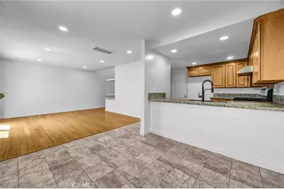 4828 W 5th #E, Santa Ana, CA 92703 - Photo 24