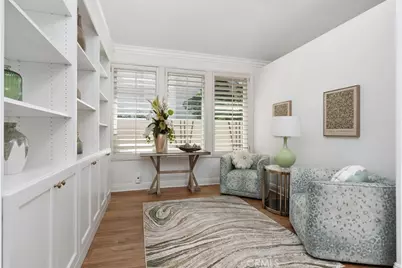 21451 Medina, Mission Viejo, CA 92692 - Photo 4
