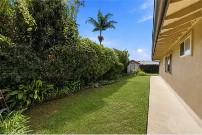 1431 Antigua Way, Newport Beach, CA 92660 - Photo 32