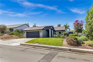 1195 Via Teresa, San Marcos, CA 92069 - Photo 2