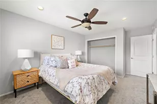 8215 Deerfield Dr, Huntington Beach, CA 92646 - Photo 20