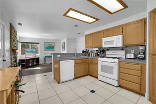 14426 Laguna Ct, Adelanto, CA 92301 - Photo 8