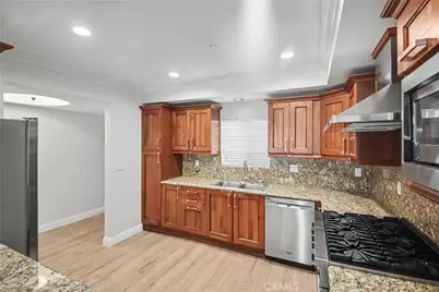 1878 Greenfield Avenue #204, Los Angeles, CA 90025 - Photo 10
