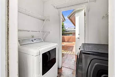 8132 Pershing Drive, Playa del Rey, CA 90293 - Photo 16