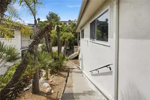 8132 Pershing Dr, Playa del Rey, CA 90293 - Photo 14