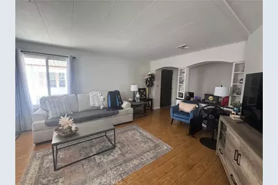 235 S Beach Boulevard #M, Anaheim, CA 92804 - Photo 2