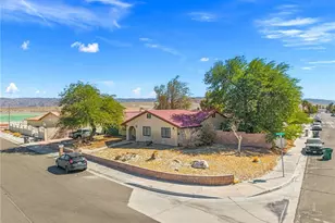 27040 Ventura Dr, Cathedral City, CA 92234 - Photo 2
