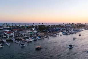 1444 W Bay, Newport Beach, CA 92661 - Photo 56