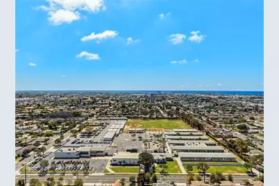 2111 Breakaway, Costa Mesa, CA 92627 - Photo 32