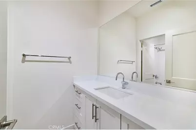 7255 Pointbreak Drive, Huntington Beach, CA 92647 - Photo 22