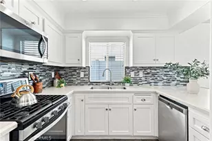 1209 Huntington St, Huntington Beach, CA 92648 - Photo 16