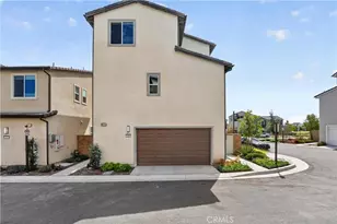 415 Flycatcher, Irvine, CA 92618 - Photo 46