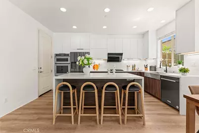 127 Bright Poppy, Irvine, CA 92618 - Photo 6