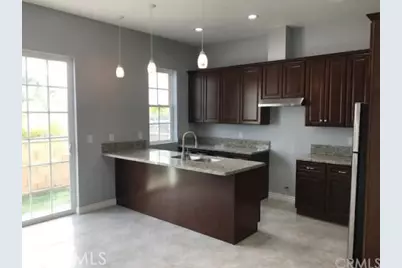 1810 Pomona Avenue, Costa Mesa, CA 92627 - Photo 4