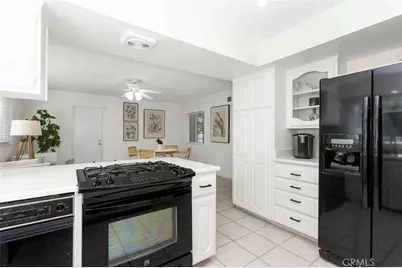 2505 E Oshkosh, Anaheim, CA 92806 - Photo 10