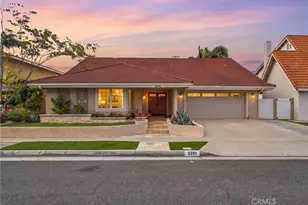 5291 Kenilworth, Huntington Beach, CA 92649 - Photo 2