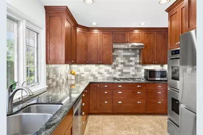 5291 Kenilworth, Huntington Beach, CA 92649 - Photo 12