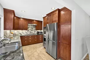 5291 Kenilworth, Huntington Beach, CA 92649 - Photo 16