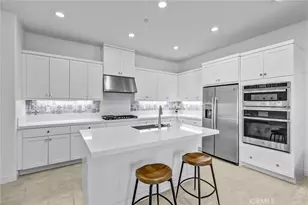 143 Baluster, Irvine, CA 92618 - Photo 4