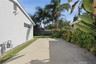 3281 Michigan Ave, Costa Mesa, CA 92626 - Photo 32