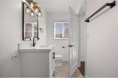 831 E Hoover, Orange, CA 92867 - Photo 20