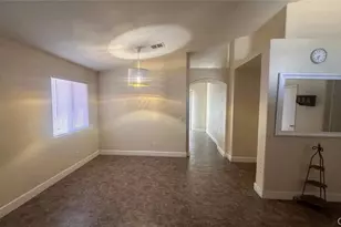 11347 Granite Ct, Adelanto, CA 92301 - Photo 4