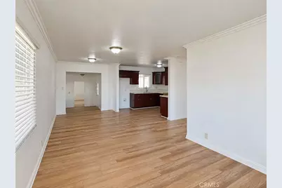 751 E 104th Street, Los Angeles, CA 90002 - Photo 2