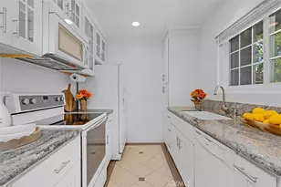 254 Streamwood, Irvine, CA 92620 - Photo 14