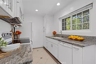 254 Streamwood, Irvine, CA 92620 - Photo 18