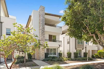 130 Modjeska, Irvine, CA 92618 - Photo 2