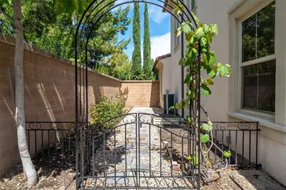 70 Kimbal, Irvine, CA 92620 - Photo 38