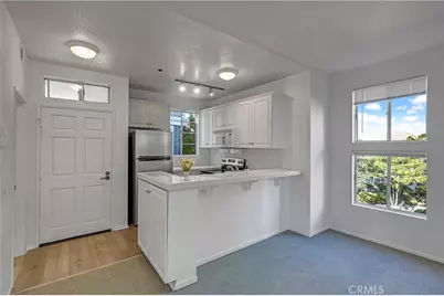 20331 Bluffside #307, Huntington Beach, CA 92646 - Photo 6