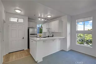 20331 Bluffside, Huntington Beach, CA 92646 - Photo 6
