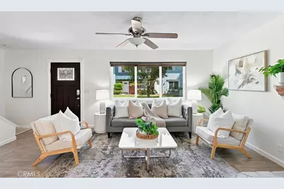 19930 Keswick, Huntington Beach, CA 92646 - Photo 4