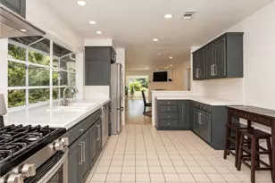 11751 Hortense, Valley Village, CA 91607 - Photo 10