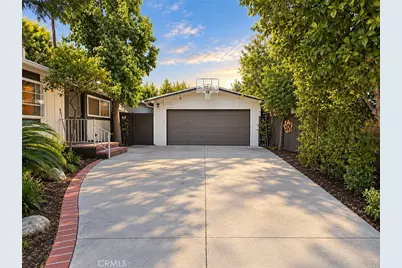 11751 Hortense, Valley Village, CA 91607 - Photo 32