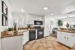 9405 La Estrella, Fountain Valley, CA 92708 - Photo 10