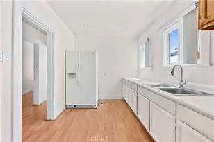 2022 4th Ave, Los Angeles, CA 90018 - Photo 10