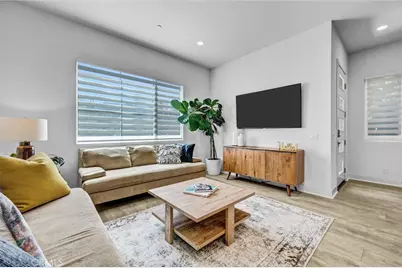 327 Novel, Irvine, CA 92618 - Photo 6