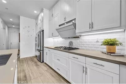 327 Novel, Irvine, CA 92618 - Photo 16