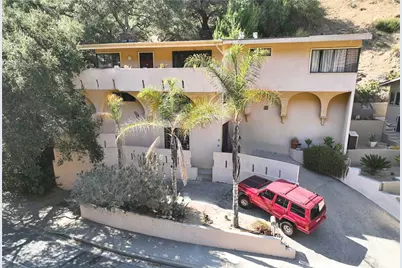 2567 E Chevy Chase, Glendale, CA 91206 - Photo 1