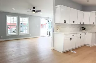 301 Duke Ln, Santa Ana, CA 92704 - Photo 14