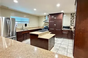 301 Duke Ln, Santa Ana, CA 92704 - Photo 36
